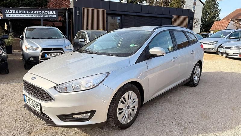 Gebraucht Ford Focus Business Edition 120 PS (88 kW) 2016 Silber Kombi