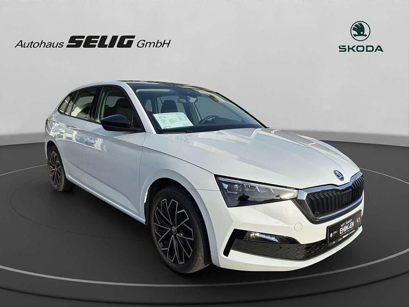 Gebraucht Skoda Scala Style 116 PS (85 kW) 2019 Moonweißperleffekt Kleinwagen