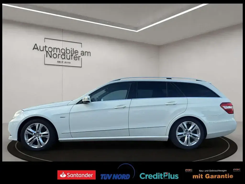 Usata Mercedes E250 204 CV (150 kW) 2011 Bianco Berlina