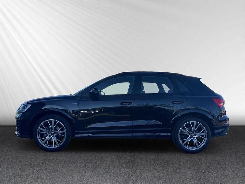 Gebraucht Audi Q3 S-Line 150 PS (110 kW) 2024 Mythosschwarz metallic SUV