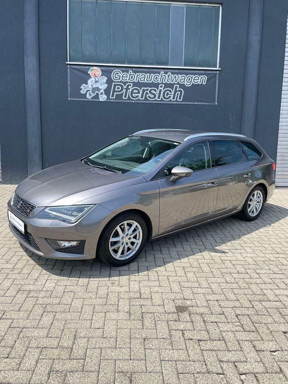 Grau Gebraucht 2016 Seat Leon ST FR Kombi | 10.999 € (Fairer Preis) - Bild 1/4