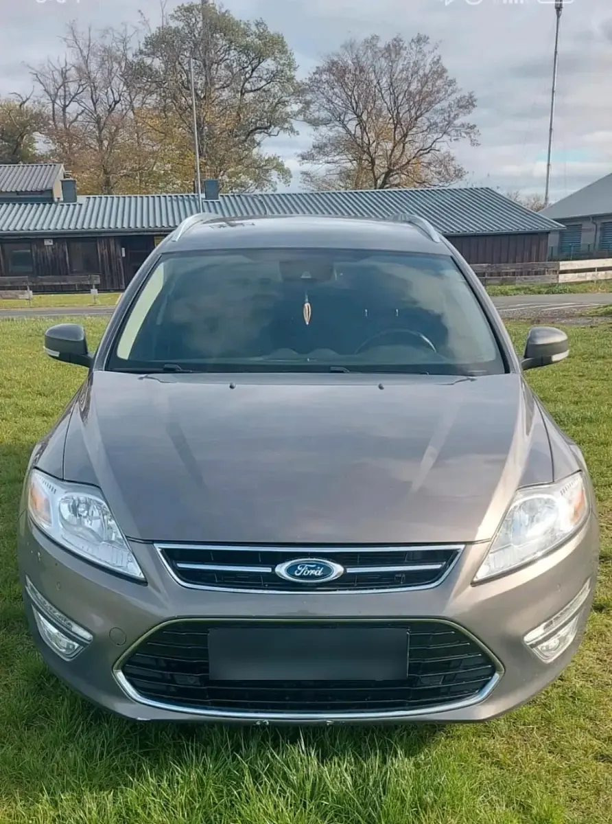 Gebraucht Ford Mondeo 163 PS (119 kW) 2014 Kombi