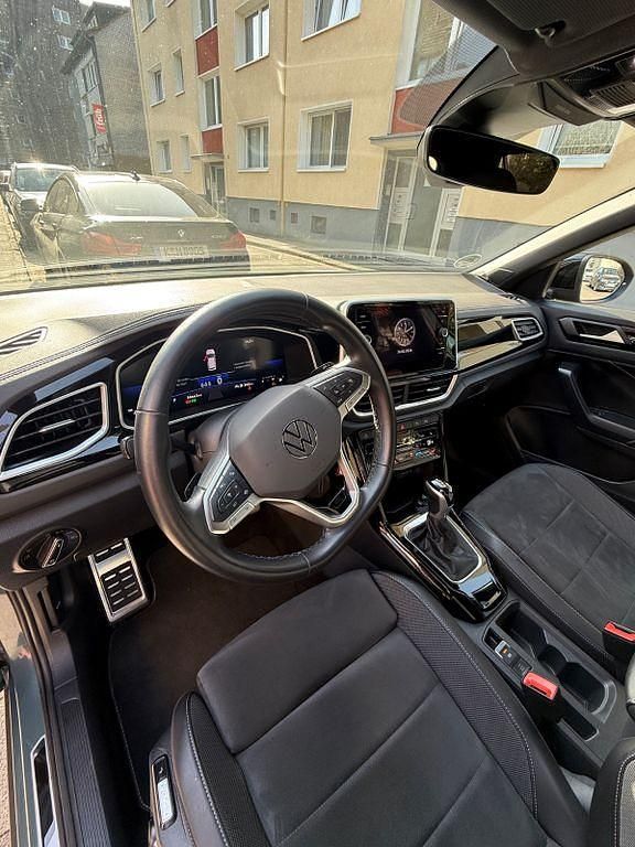 Gebraucht VW T-Roc R-line 150 PS (110 kW) 2023 Blau SUV