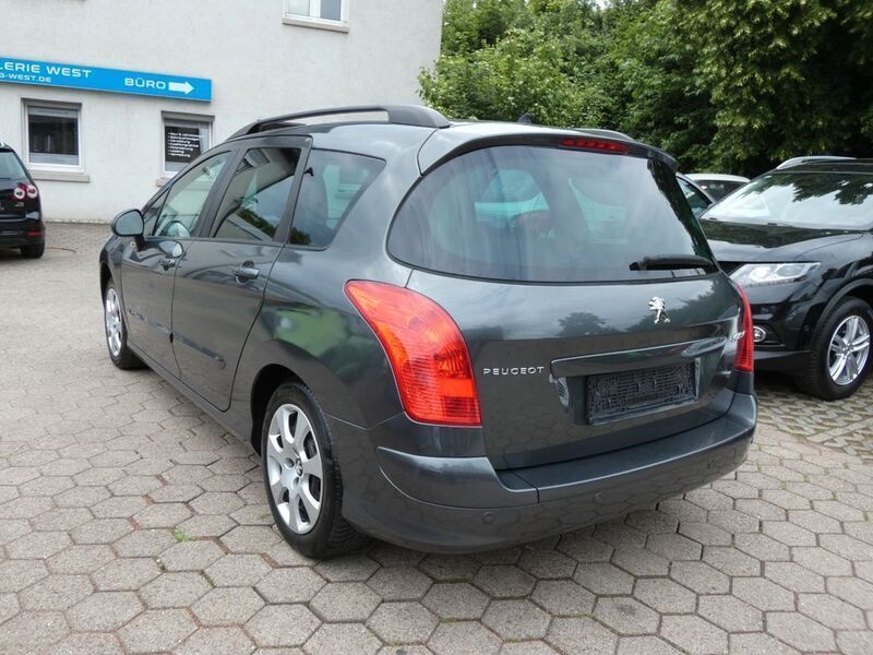 Gebraucht Peugeot 308 120 PS (88 kW) 2012 Lack grau shark/metalliclacki Kombi