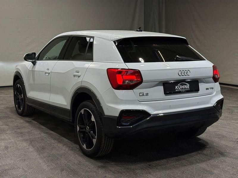 Gebraucht Audi Q2 Advanced Plus 150 PS (110 kW) 2022 Weiß, SUV