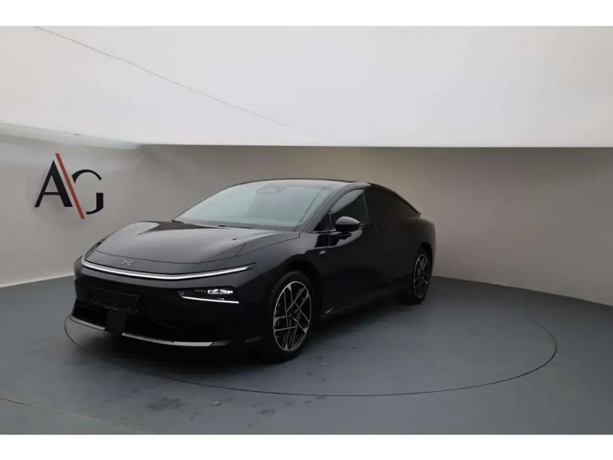 Gebraucht XPENG P7 RWD Long Range 230 kW (313 PS) 2026 Schwarz midnight black Limousine