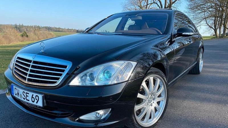 Schwarz Gebraucht 2007 Mercedes S420 Limousine | 19.900 € - Bild 1/4