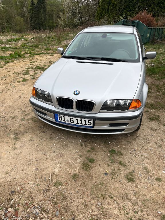 Silber Gebraucht 1999 BMW 316 Limousine | 5.400 € (Teuer) - Bild 1/4