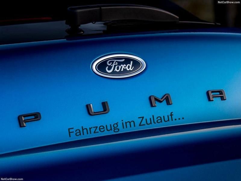 Gebraucht Ford Puma Titanium 125 PS (91 kW) 2020 Blau SUV