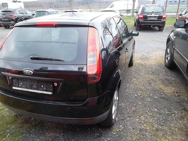 Gebraucht Ford Fiesta Ambiente 69 PS (50 kW) 2005 Schwarz Kleinwagen