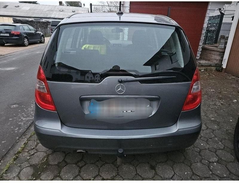 Gebraucht 2010 Mercedes A160 Avantgarde Limousine | 3.900 € (Guter Preis) - Bild 1/4