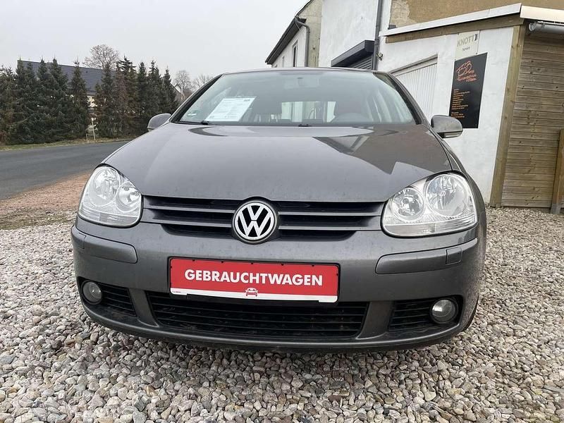 Gebraucht VW Golf V 102 PS (75 kW) 2007 United grey metallic Kleinwagen