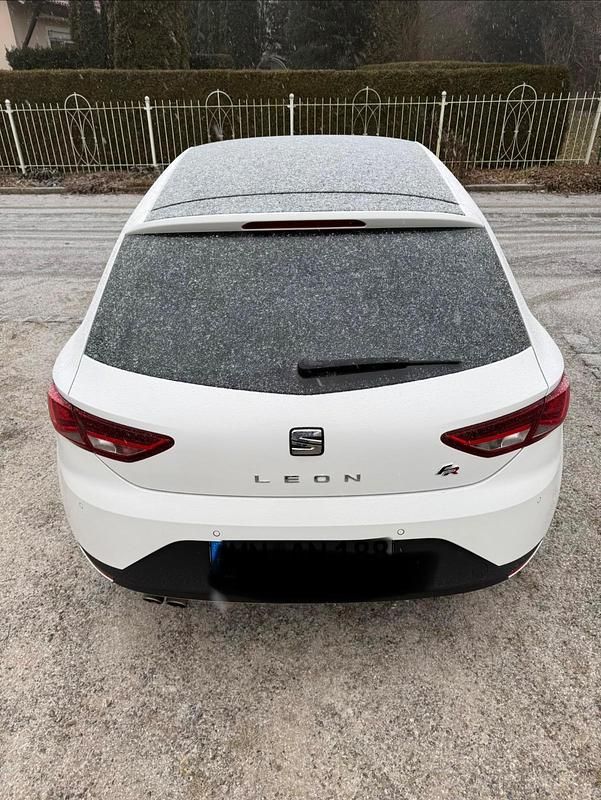 Gebraucht Seat Leon FR 125 PS (91 kW) 2016 Weiß Kombi