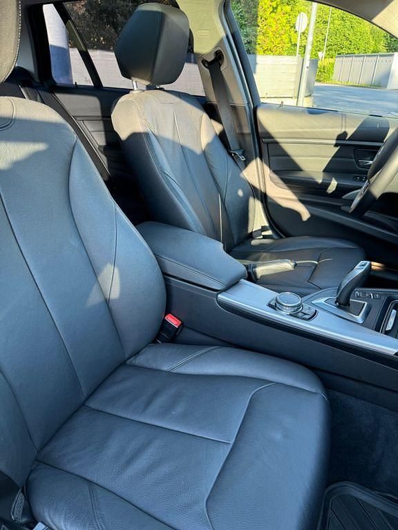Gebraucht BMW 320 184 PS (135 kW) 2015 Grau Kombi