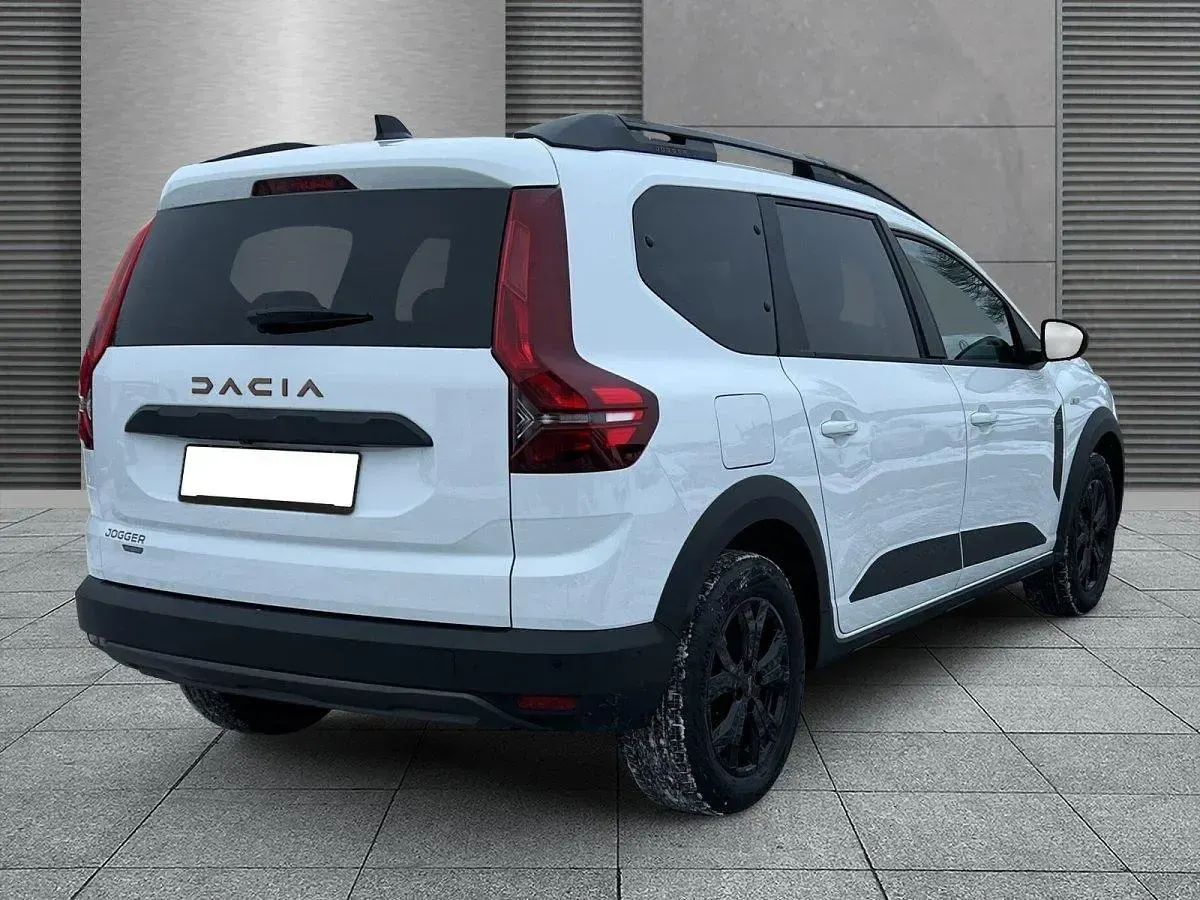 Neu Dacia Jogger Extreme 141 PS (103 kW) 2025 Arktisweiß Van / Kleinbus