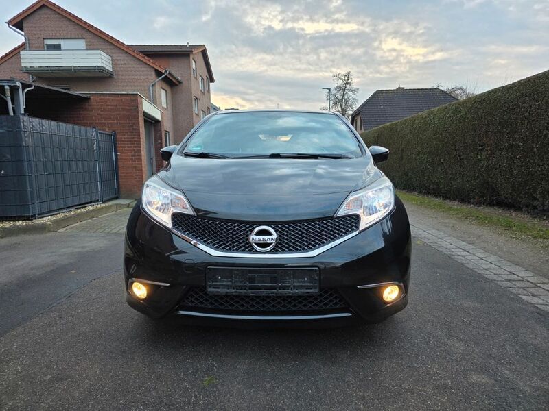 Schwarz Gebraucht 2016 Nissan Note Black Edition Van / Kleinbus | 9.999 € (Fairer Preis) - Bild 1/4
