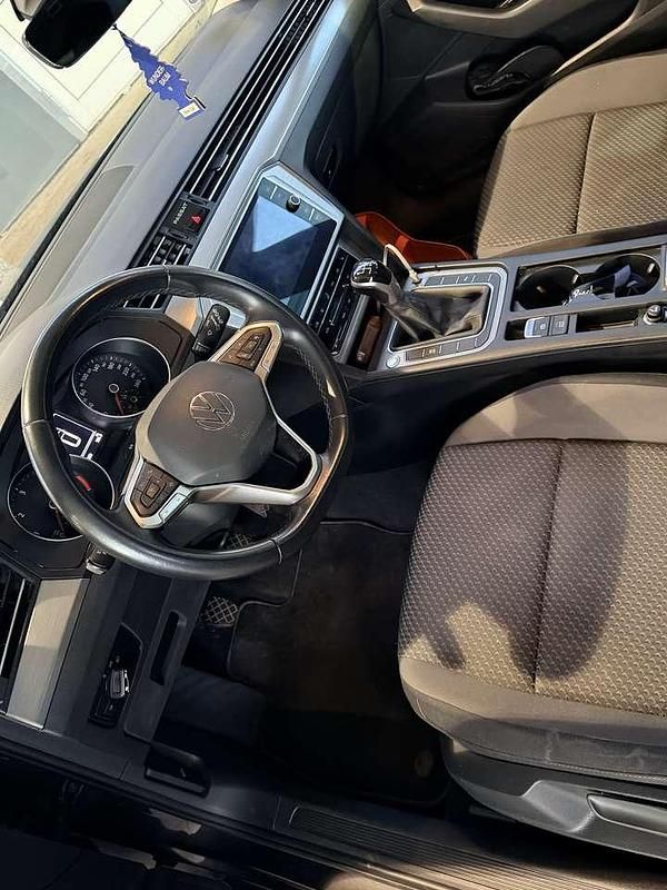 Gebraucht VW Passat Basis 150 PS (110 kW) 2021 Grau Kombi