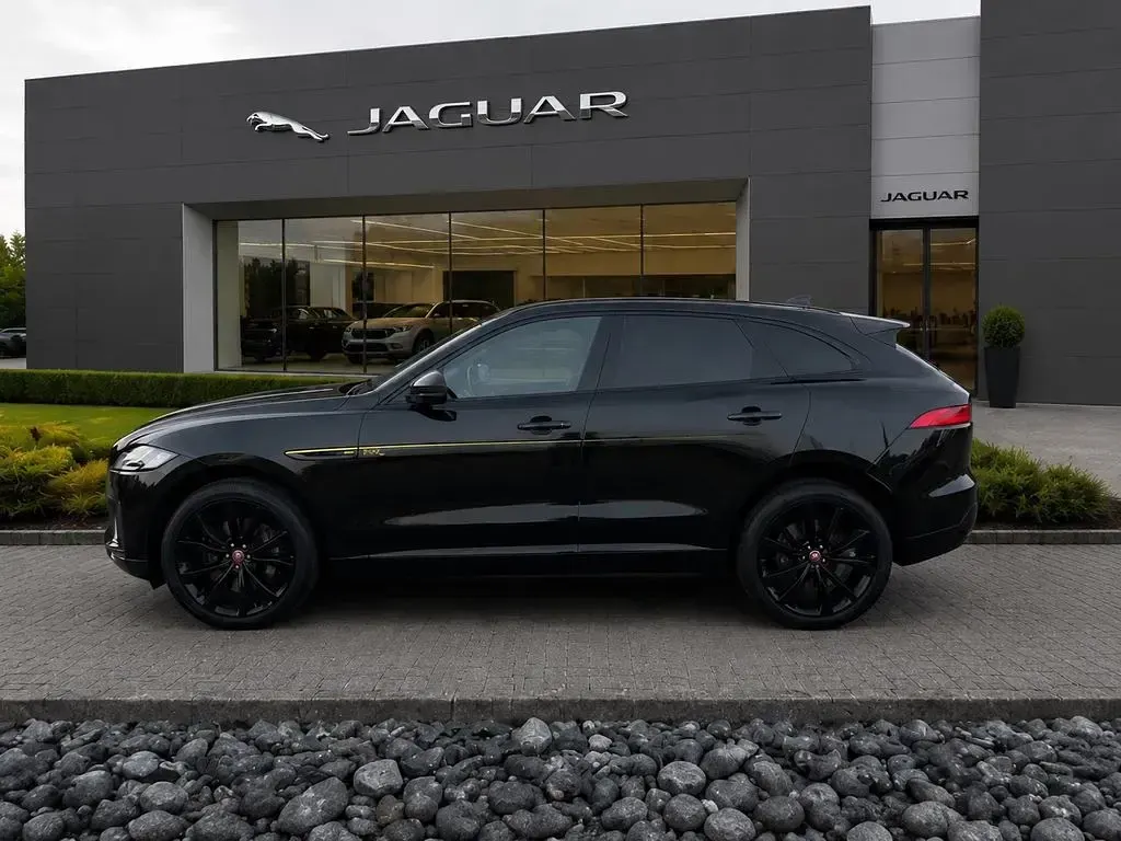 Gebraucht Jaguar F-Pace 300 PS (220 kW) 2020 Schwarz SUV