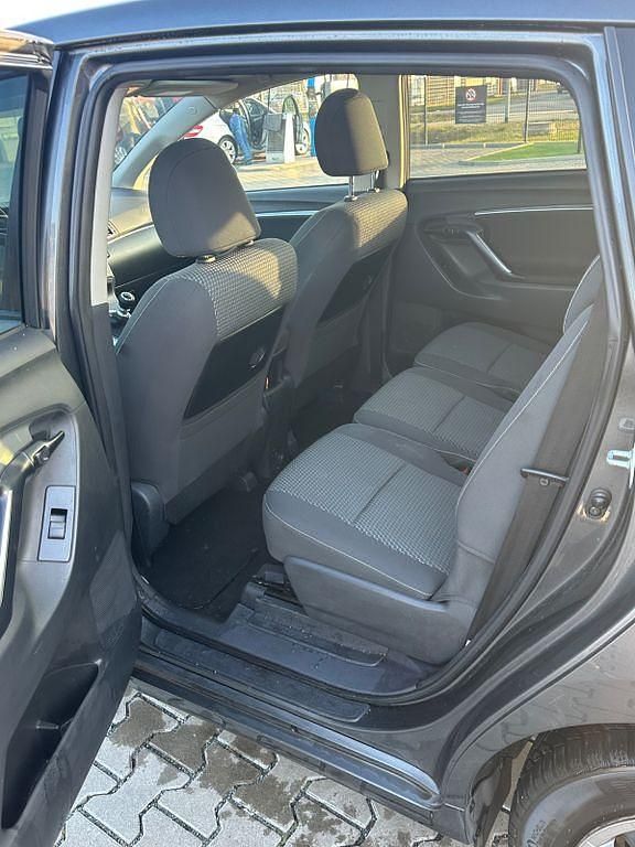 Gebraucht Toyota Verso Executive 147 PS (108 kW) 2015 Van / Kleinbus