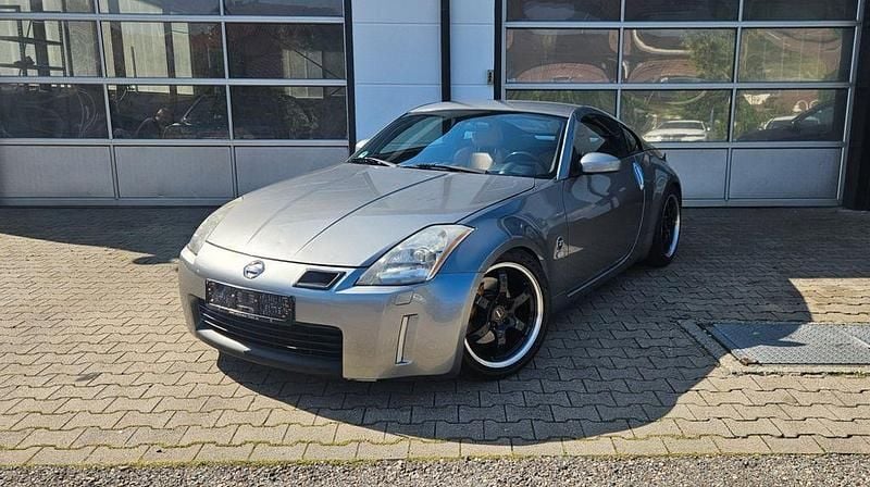 Grau Gebraucht 2003 Nissan 350Z Coupé | 14.990 € (Fairer Preis) - Bild 1/4