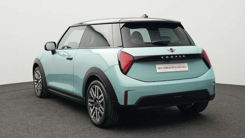 Gebraucht Mini Cooper Classic 156 PS (114 kW) 2024 Grün Kleinwagen