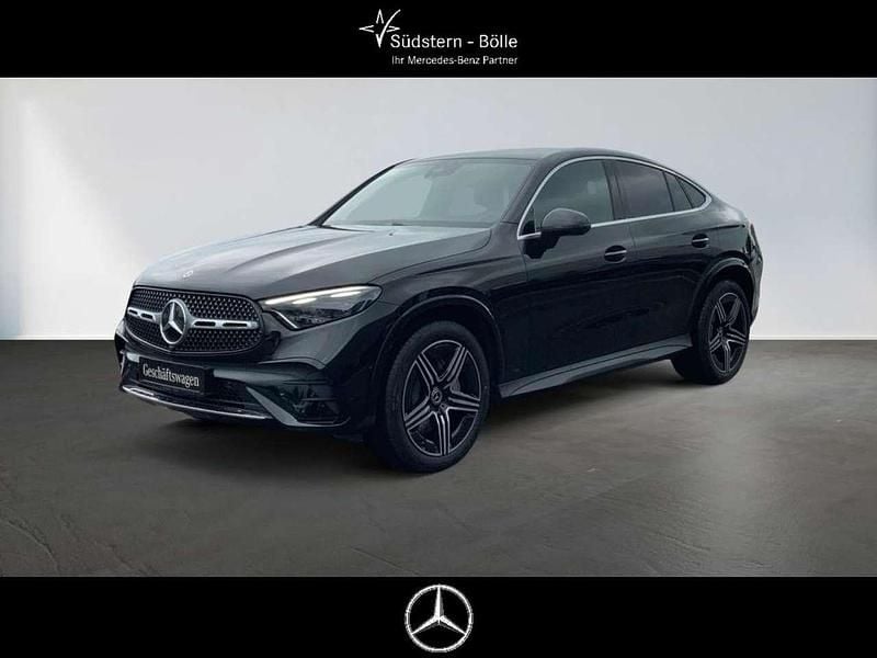 Metalliclack obsidianschwarz Gebraucht 2025 Mercedes GLC220 AMG Coupé | 60.390 € (Superpreis) - Bild 1/4