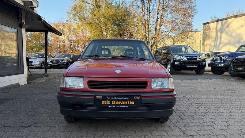Second-hand Opel Corsa Swing 1991 Roșu Hatchback