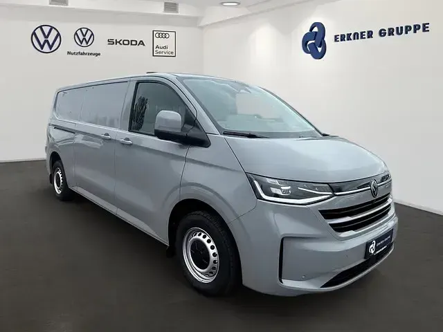 Neu VW Transporter 150 PS (110 kW) 2026 Stone grey Van