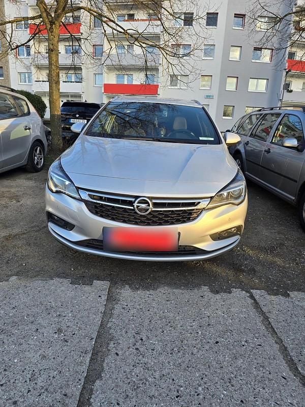 Gebraucht Opel Astra 136 PS (100 kW) 2019 Silber Limousine