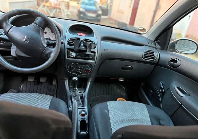 Gebraucht Peugeot 206 75 PS (55 kW) 2004 Kleinwagen