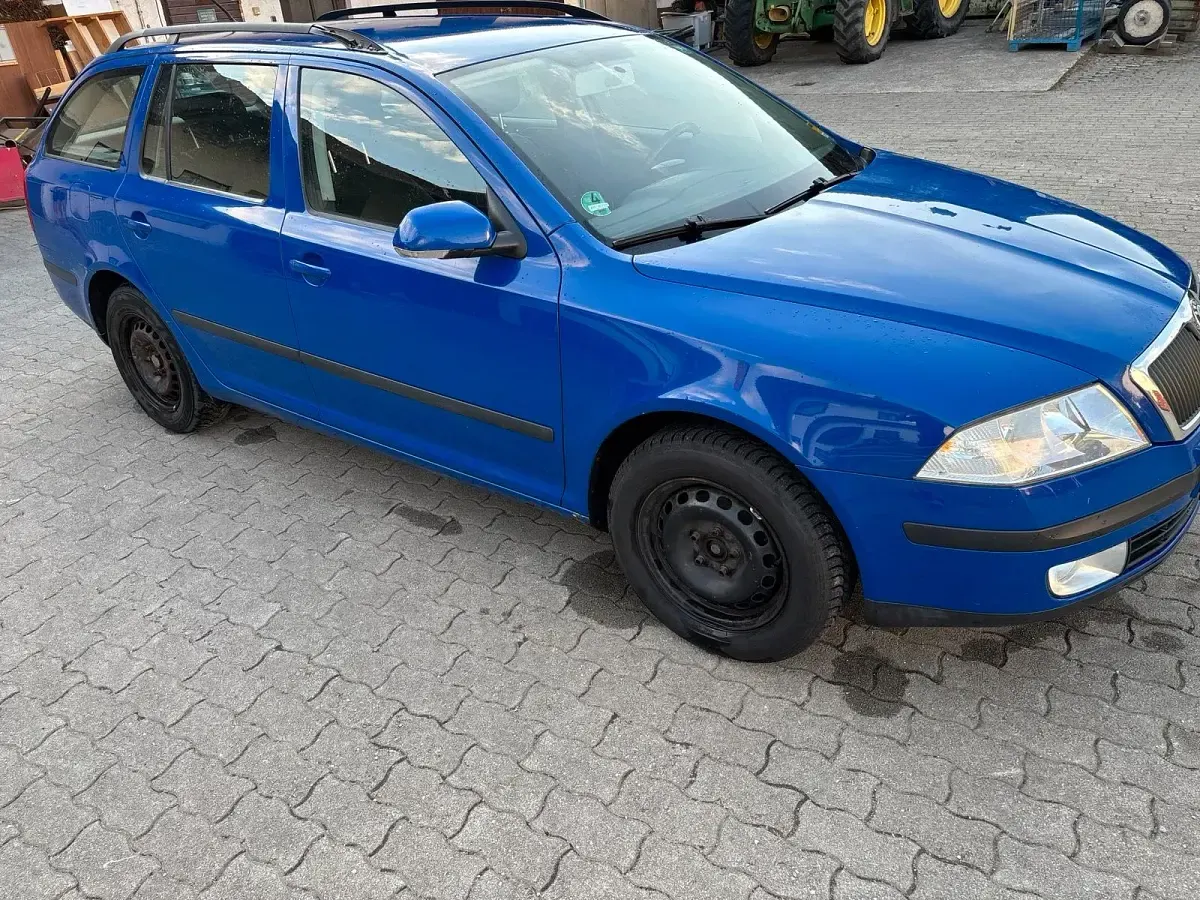 Gebraucht Skoda Octavia 104 PS (76 kW) 2007 Blau Kombi