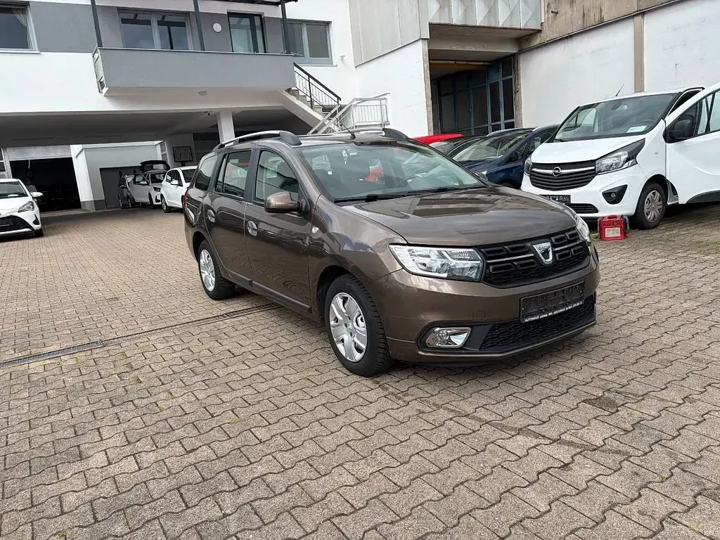 Gebraucht Dacia Logan MCV Lauréate 90 PS (66 kW) 2017 Braun Kombi