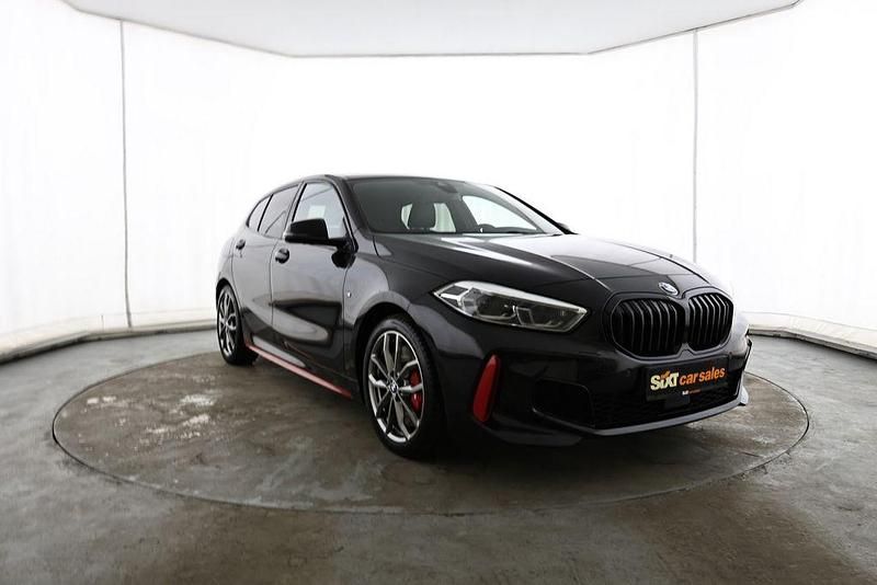 Schwarz Gebraucht 2023 BMW 128 M Sport Limousine | 29.440 € (Guter Preis) - Bild 1/4