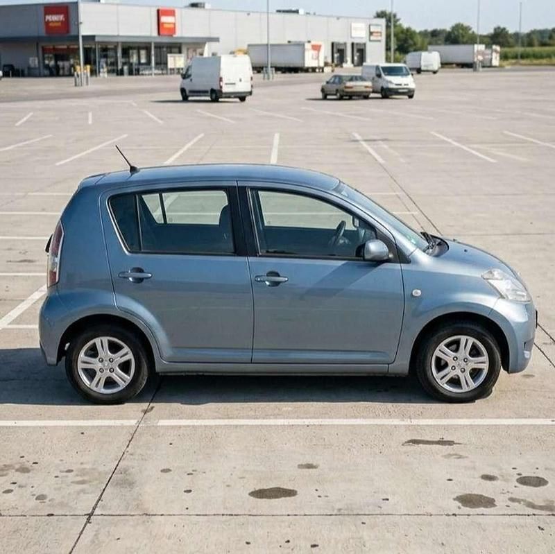 Gebraucht Daihatsu Sirion 91 PS (66 kW) 2009 Kleinwagen