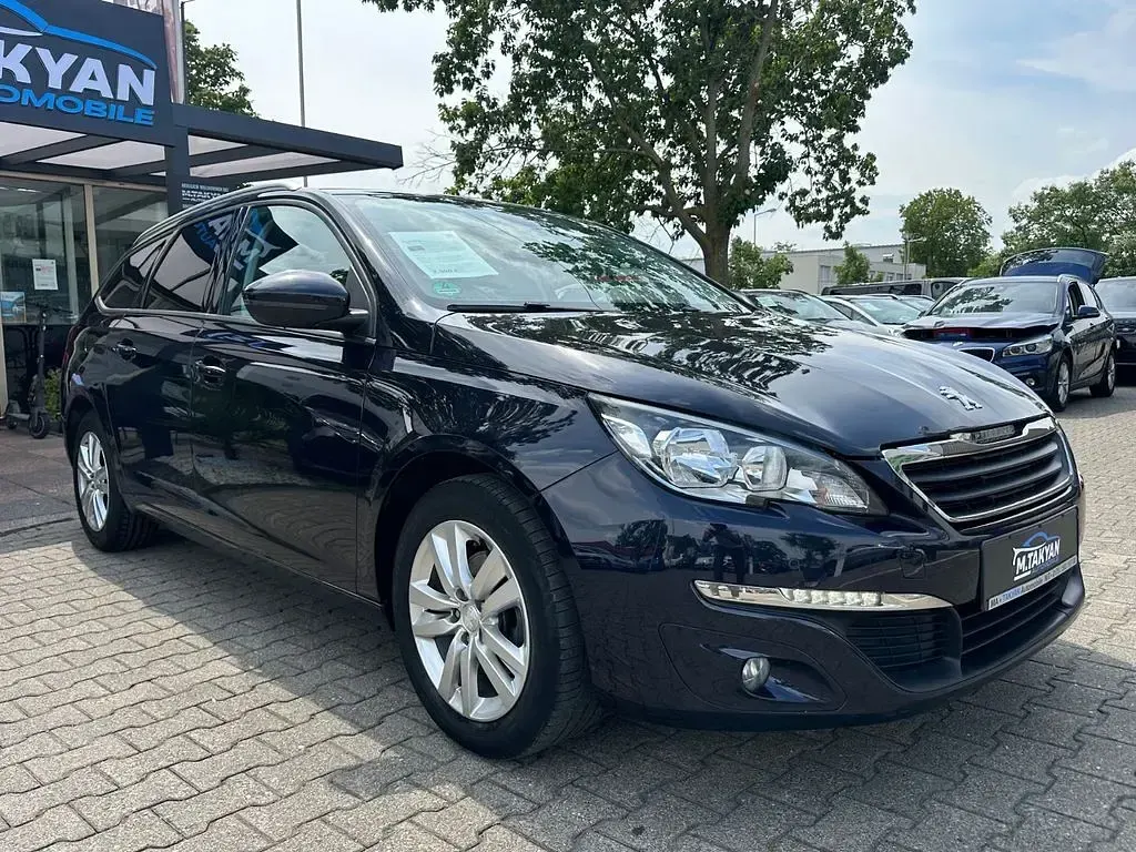 Gebraucht Peugeot 308 SW Active 131 PS (96 kW) 2017 Blau Kombi