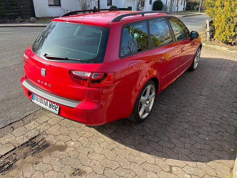 Gebraucht Seat Exeo 143 PS (105 kW) 2011 Rot Kombi