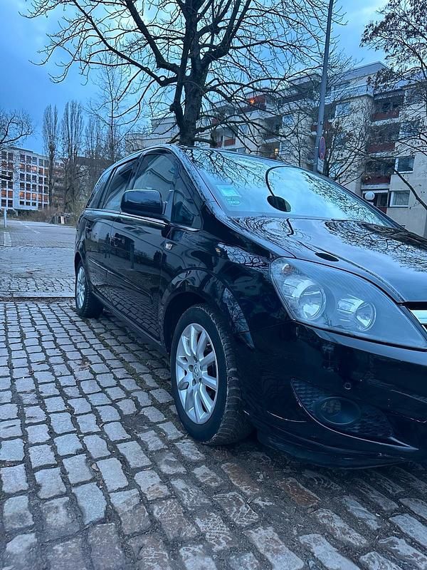 Gebraucht Opel Zafira 92 PS (67 kW) 2010 Schwarz Van / Kleinbus