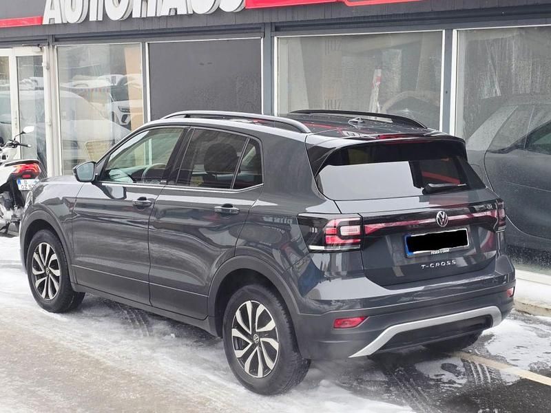 Gebraucht VW T-Cross Active 95 PS (69 kW) 2021 Grau SUV