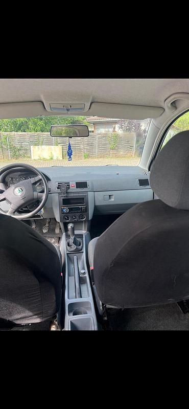 Gebraucht Skoda Fabia 2004 Silber Kleinwagen