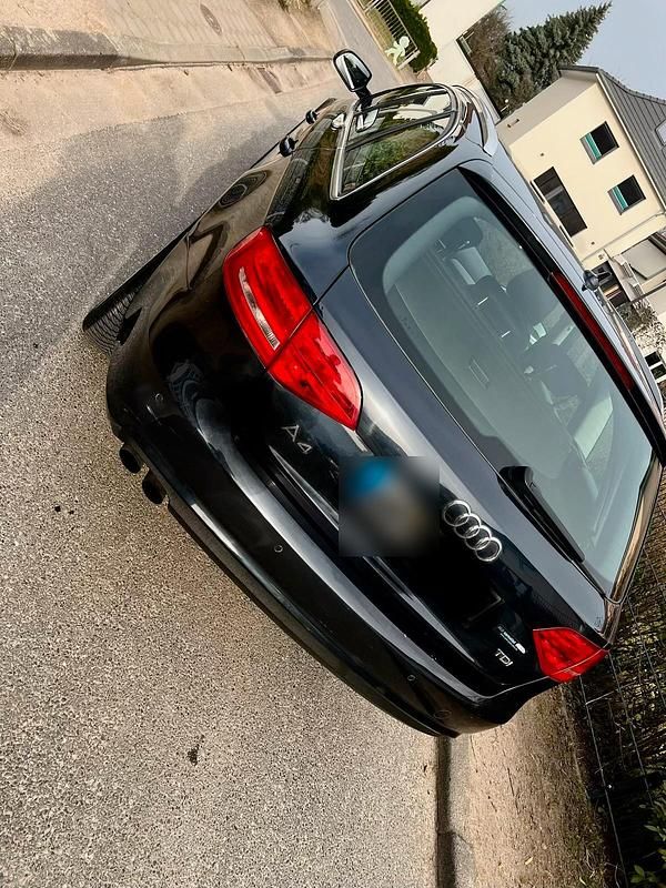 Gebraucht Audi A4 143 PS (105 kW) 2013 Schwarz Kombi