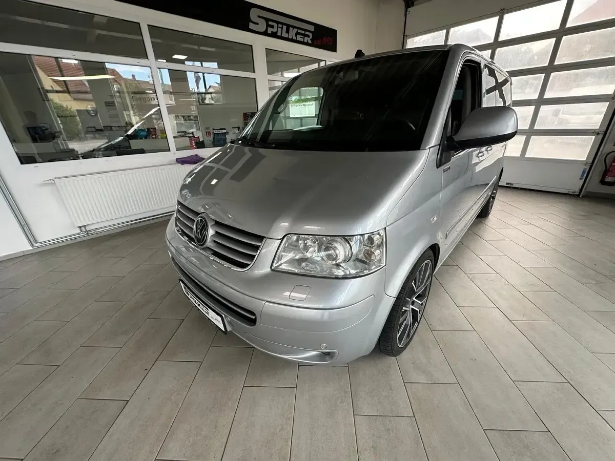 Gebraucht VW Multivan Sport 174 PS (127 kW) 2005 Reflexsilber Van / Kleinbus