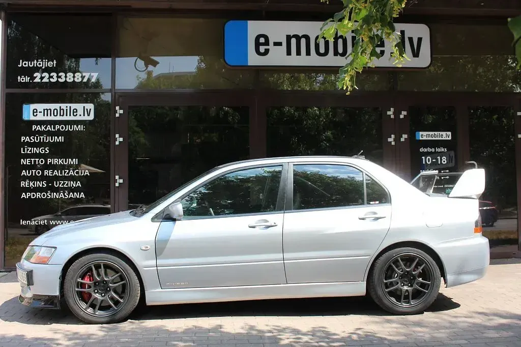 Second-hand Mitsubishi Lancer Evolution Edition 371 CP (272 kW) 2006 Argintiu Berlinǎ