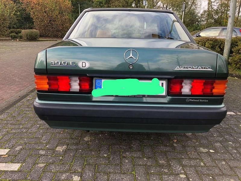 Gebraucht Mercedes 190 109 PS (80 kW) 1993 Limousine