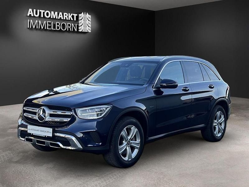 Gebraucht Mercedes GLC300e 320 PS (235 kW) 2020 Cavansitblau (metallic) SUV