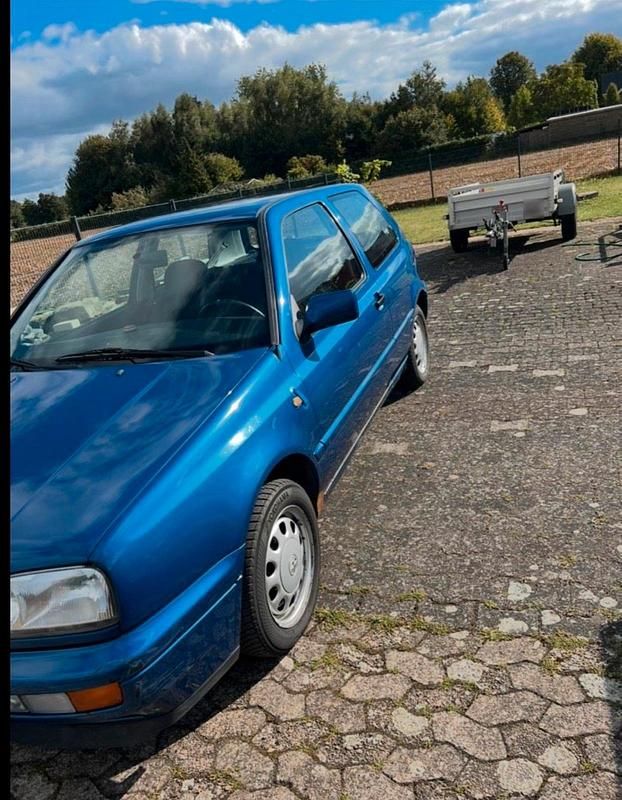 Gebraucht VW Golf III 115 PS (84 kW) 1996 Blau Kleinwagen