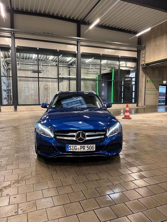 Gebraucht Mercedes C220 170 PS (125 kW) 2015 Blau Kombi