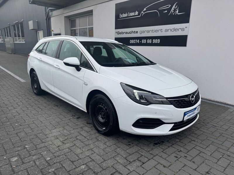 Weiß Gebraucht 2020 Opel Astra Kombi | 11.270 € (Guter Preis) - Bild 1/4