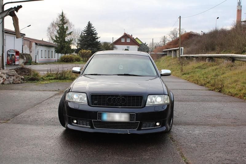 Second-hand Audi S6 340 CP (250 kW) 2001 Albastru Berlinǎ