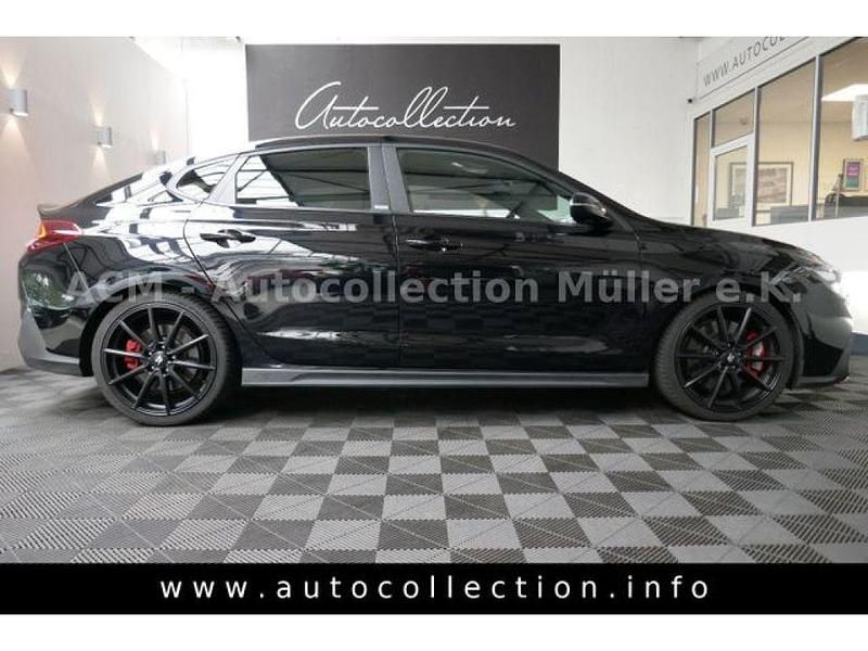 Gebraucht Hyundai i30 275 PS (202 kW) 2020 Phantom black (metallic) Limousine