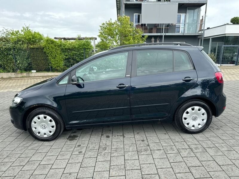Gebraucht VW Golf Plus Cross Style 122 PS (89 kW) 2011 Blau Van / Kleinbus